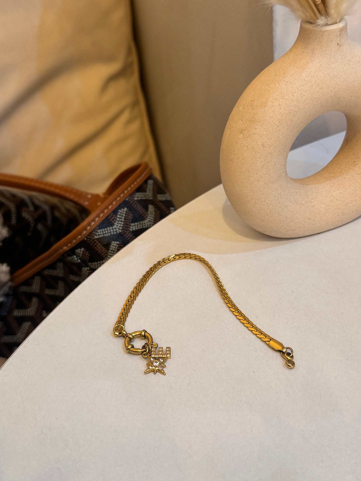 HELWA Lexi Clasp Bracelet