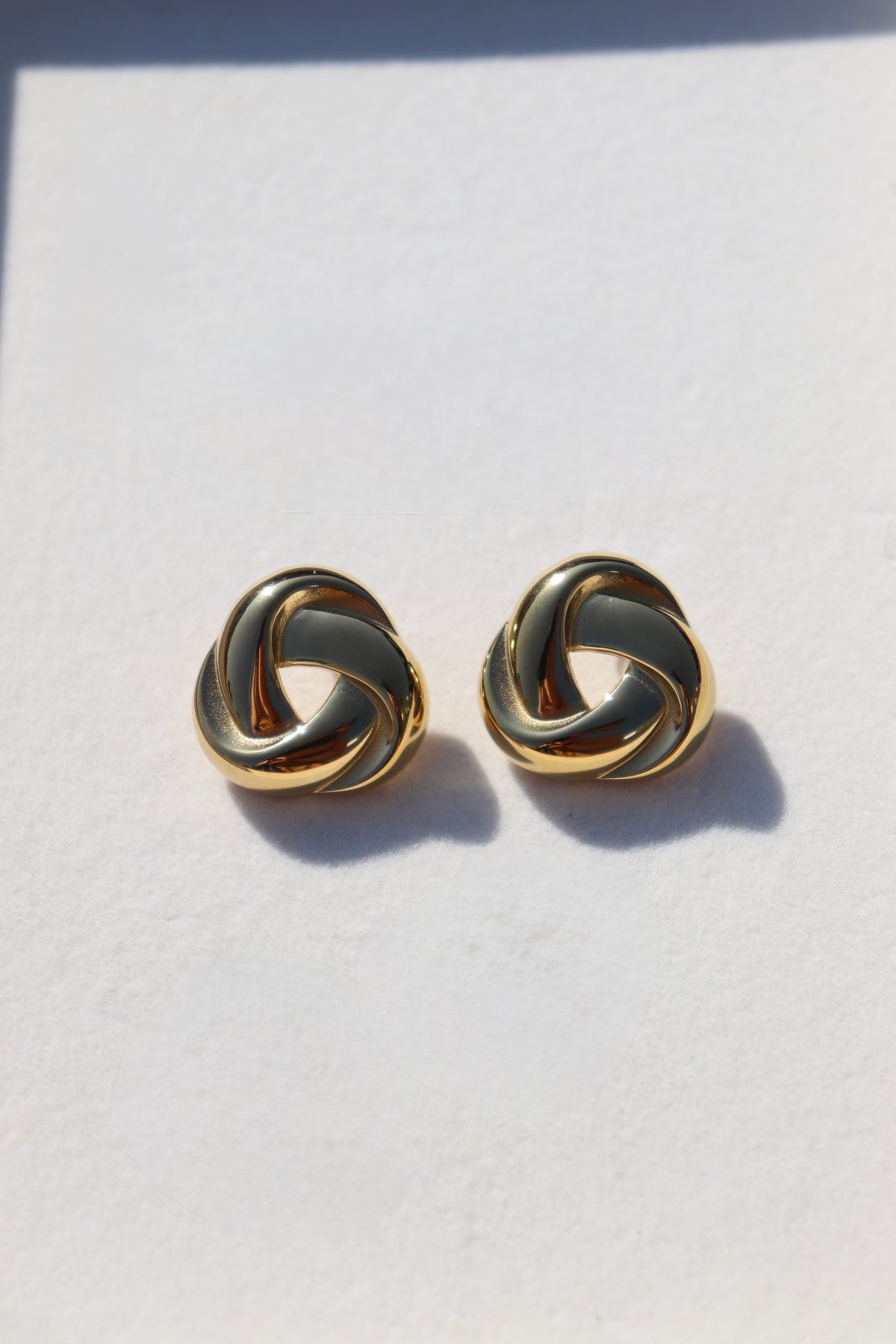 Raqi Studs