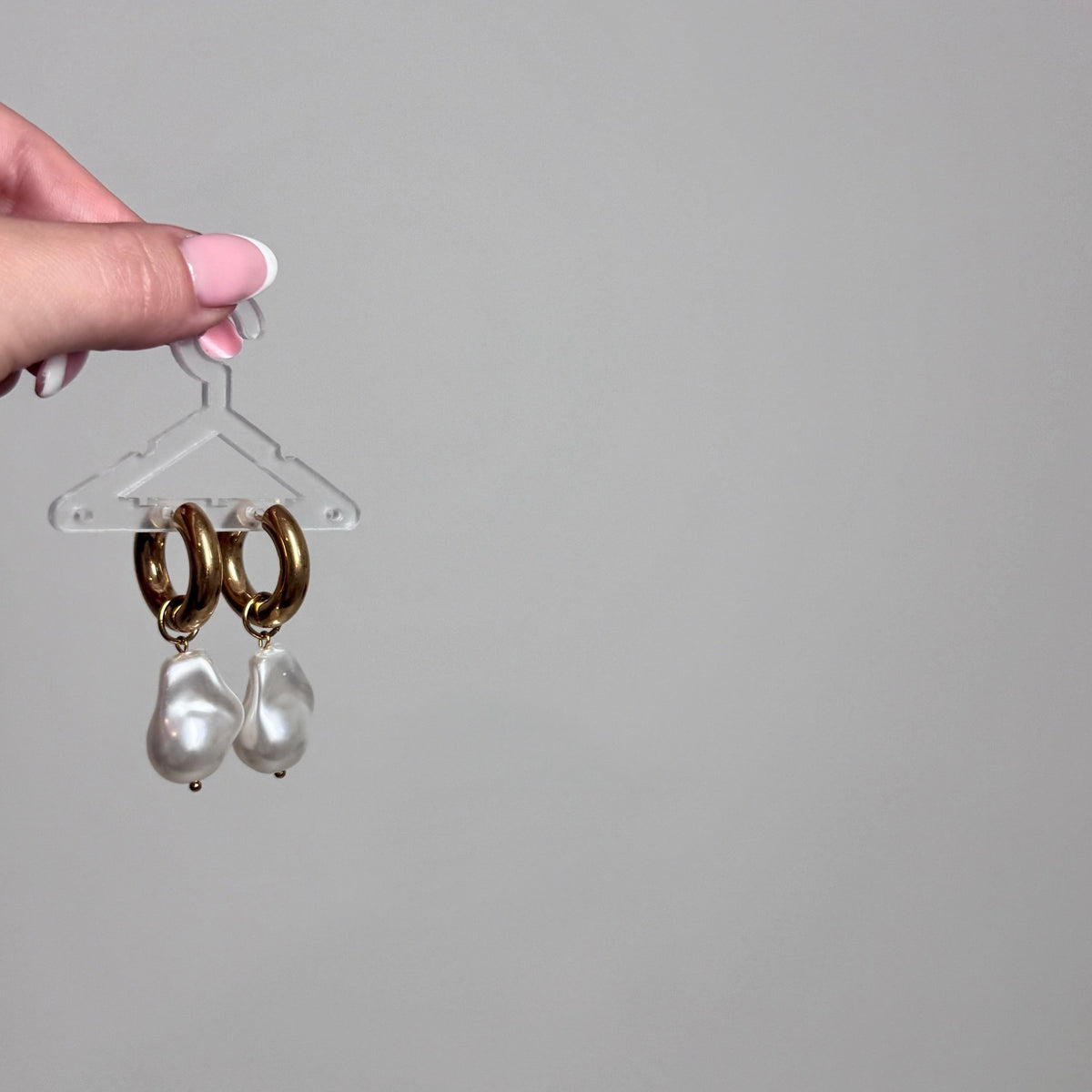 Keshi Pearl Hoops
