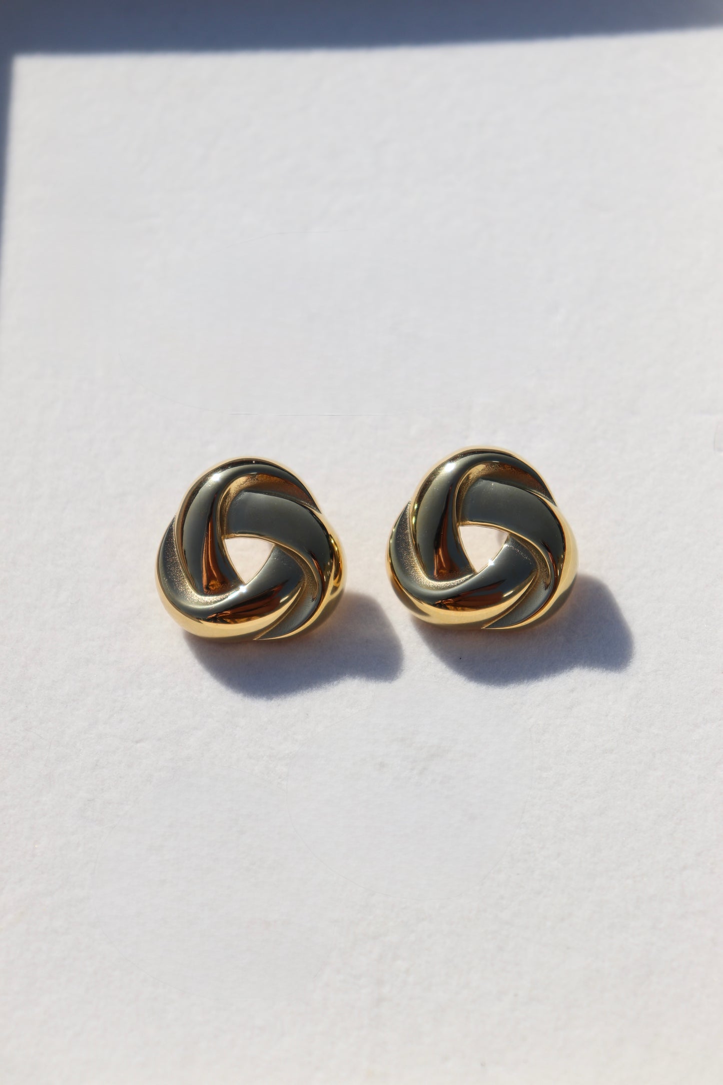 Raqi Studs