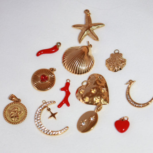 Crescent Charm (Large)