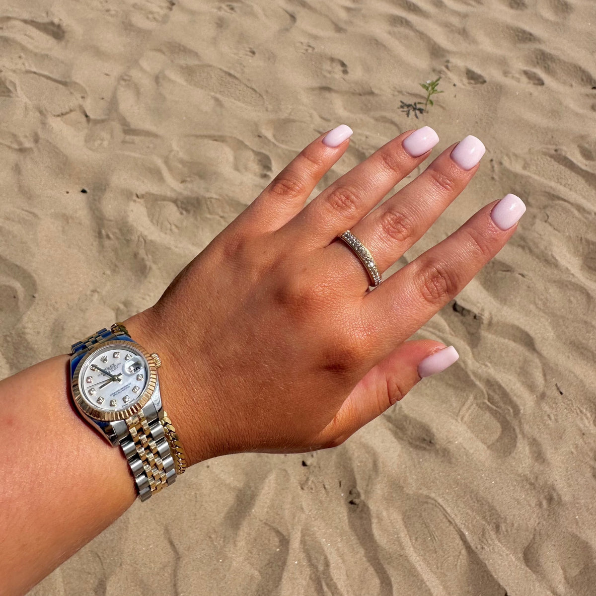HELWA Eternity Ring