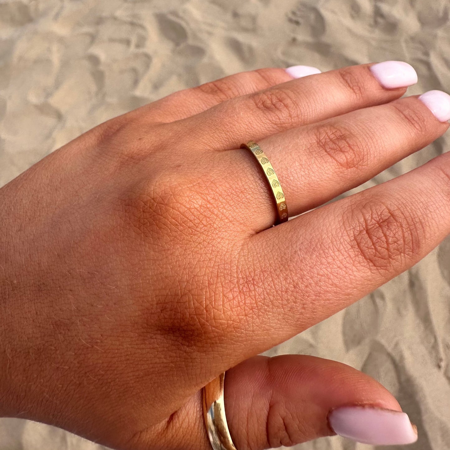 Hearts Band Ring