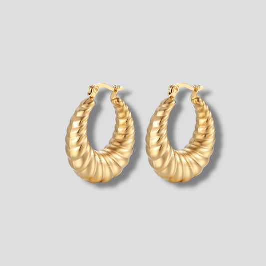 Nyla Hoops